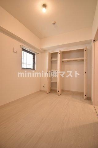 グランデカワノなにわ離宮の洋室|4F～６Fの床や建具の色は変わります。