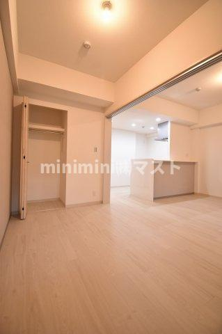 グランデカワノなにわ離宮の内装|4F～６Fの床や建具の色は変わります。