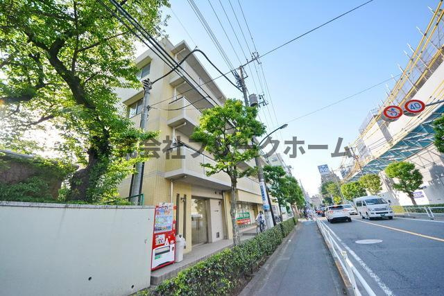 武蔵野市境南町２丁目の賃貸マンションの外観