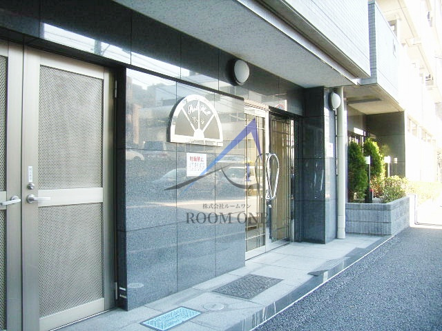 パークウェル市ヶ谷のエントランス|エントランスです。