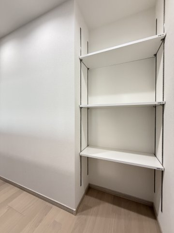 ウェルスクエア万代東の収納