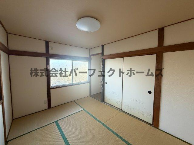 招提南町テラスハウスの和室|和室です