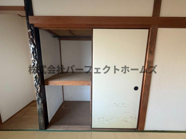 招提南町テラスハウスの収納|十分な収納スペースがあります