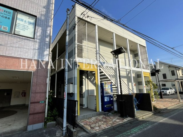 レオパレスソフィアハイツのエントランス