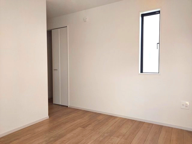 宝塚市売布1丁目新築一戸建の洋室|2階洋室約6帖
