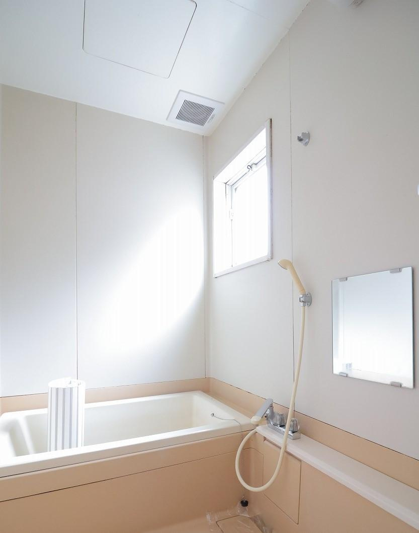 小山市横倉新田　中古戸建の浴室