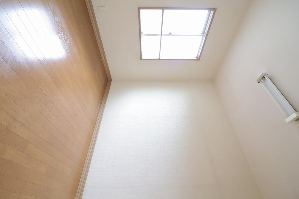 小山市横倉新田　中古戸建の洋室