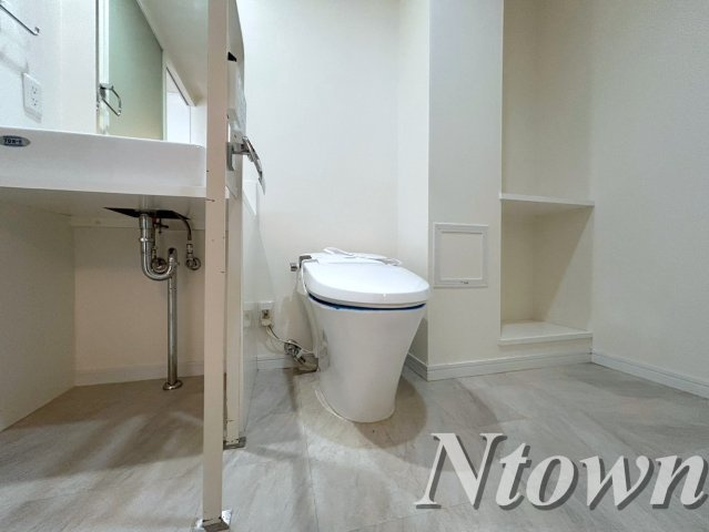【トイレ】 | LaSante葵 | シンプルで使いやすいトイレです