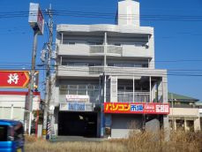 本松ビルの外観|外はこのようになっています