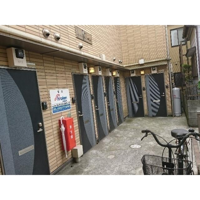 【エントランス】 | ベラフィオーレ西綾瀬