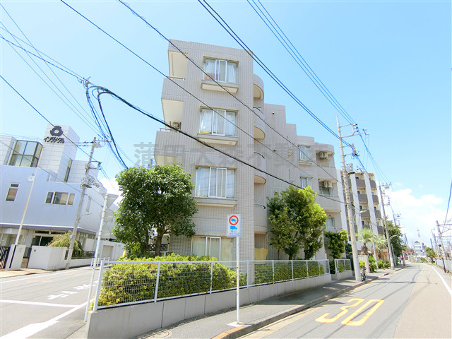ウィン多摩川の外観