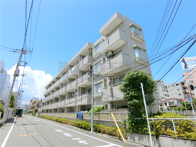 ウィン多摩川の外観