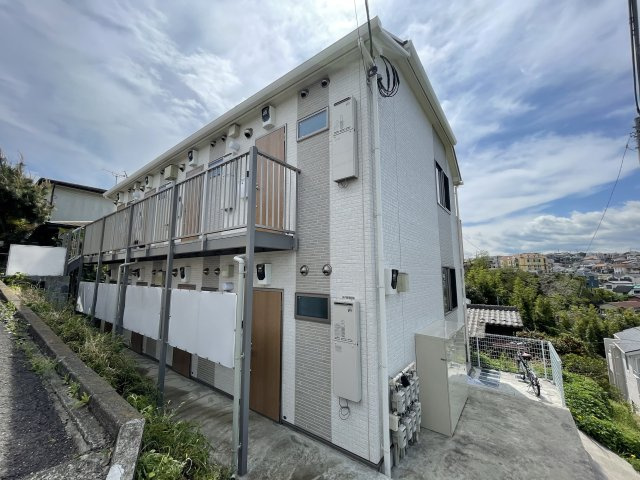 グラン浅間台の外観