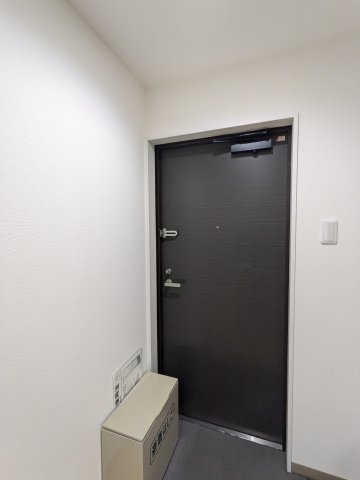 アセットホーム横浜の玄関