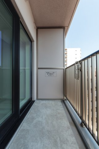 パークアクシス横浜伊勢佐木町通りのバルコニー|※写真は同タイプ住戸です。