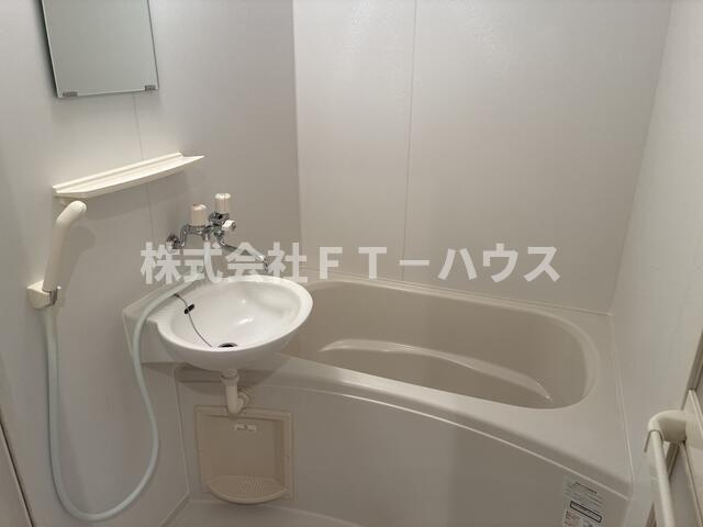 メゾンドアルビレオ東船橋の浴室