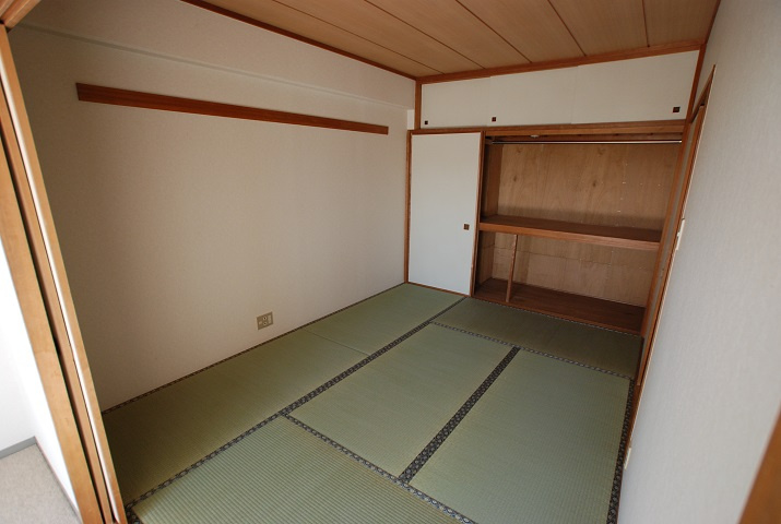 マンション掃部山公園の和室