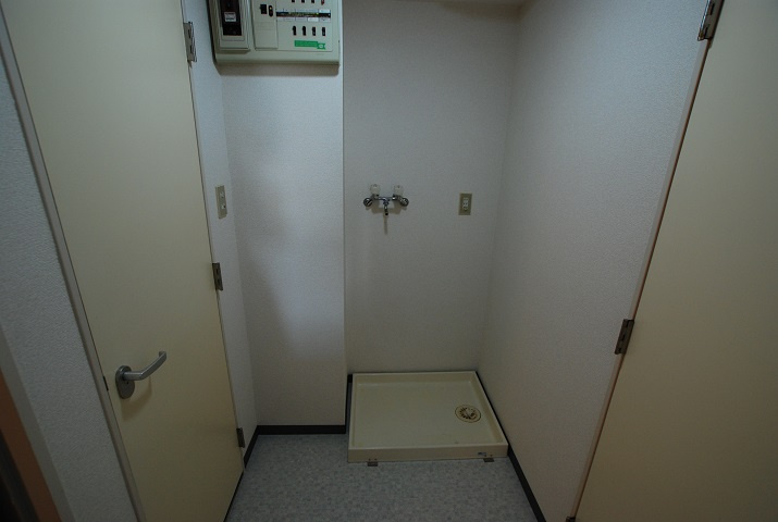 マンション掃部山公園の設備|洗濯機置場