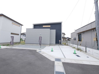 【庭】 | 昭和町西条 オール電化新築戸建 国母駅歩4分 ＺＥＨ水準住宅 | リビングから庭
