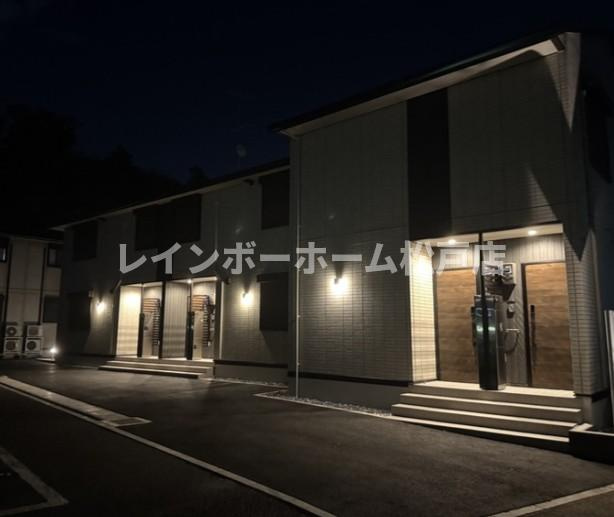 特典：仲介手数料が50％OFFです‼のエントランス