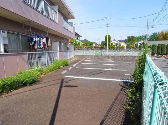 【駐車場】
