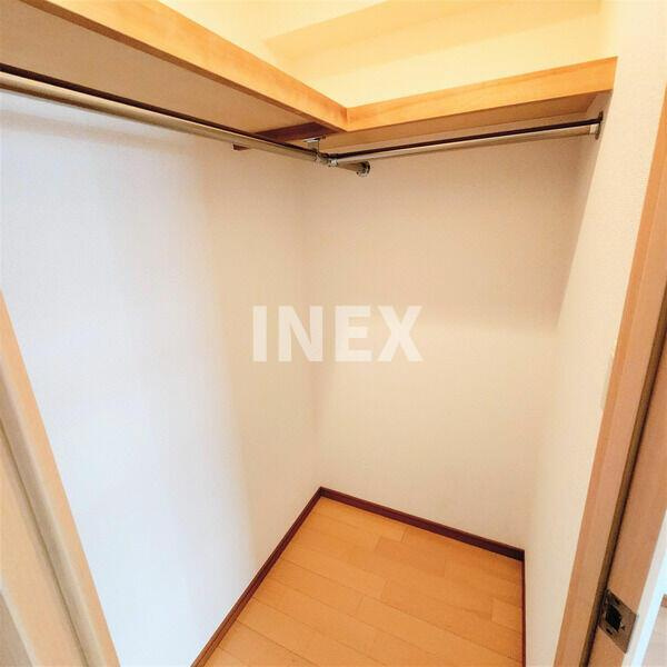 横浜市磯子区中原１丁目の賃貸マンションの収納