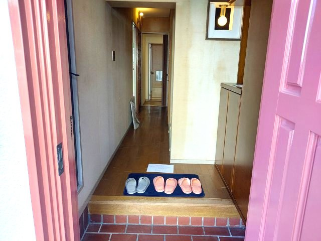 宝塚市逆瀬台6丁目テラスハウスの玄関