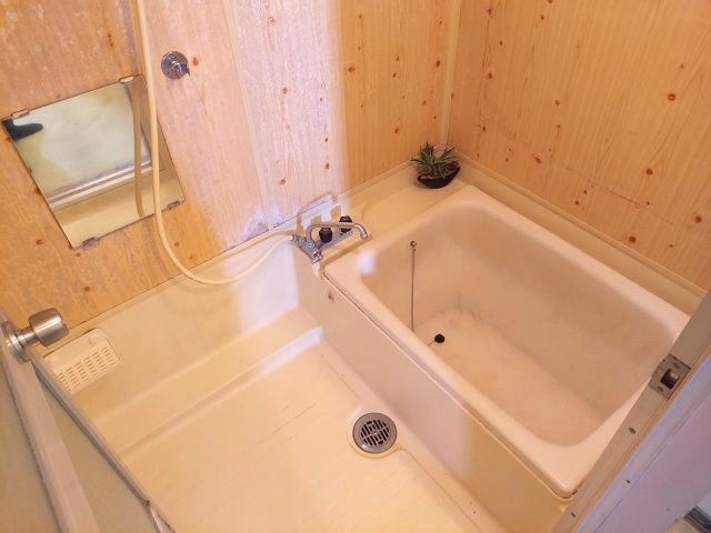 宝塚市逆瀬台6丁目テラスハウスの浴室