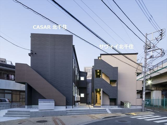 サヴォイ北千住(サヴォイキタセンジュ)のエントランス
