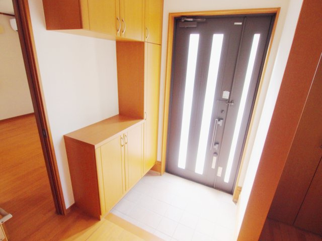広島市安芸区矢野西５丁目の一戸建ての玄関