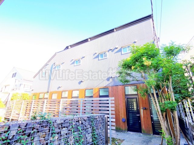 小金井市本町５丁目のアパートの外観