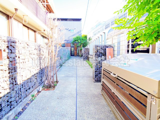 小金井市本町５丁目のアパート