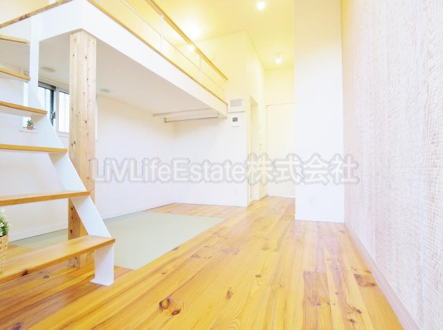 小金井市本町５丁目のアパートの寝室