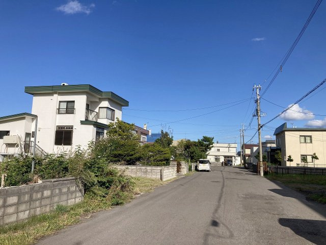 余市郡余市町大川町20丁目　土地の前面道路含む現地写真|周辺は物音の少ない閑静な住宅街♪