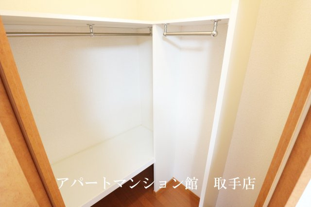 レオパレスウェルメードの収納