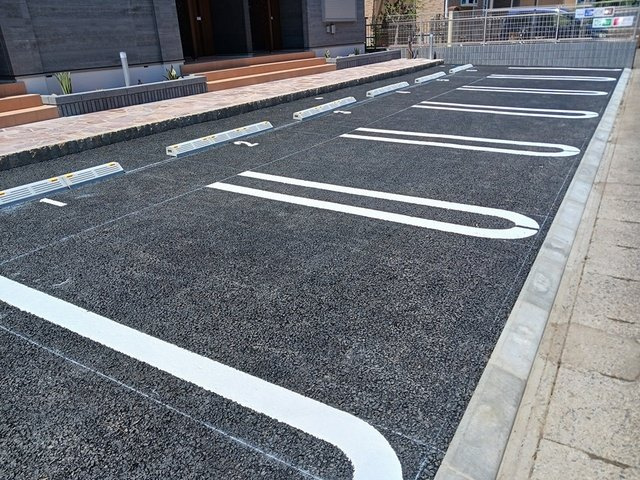 フロイデの駐車場|駐車場