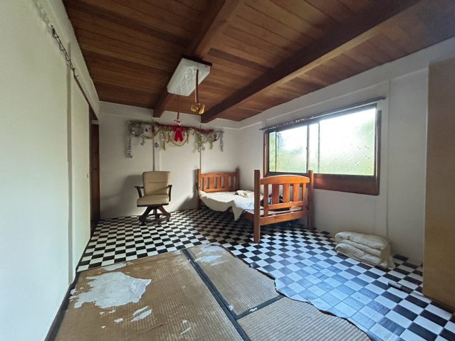西脇市小坂町中古戸建の洋室