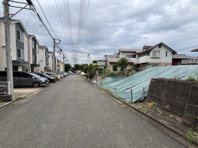 青葉区荏田西２丁目の前面道路含む現地写真