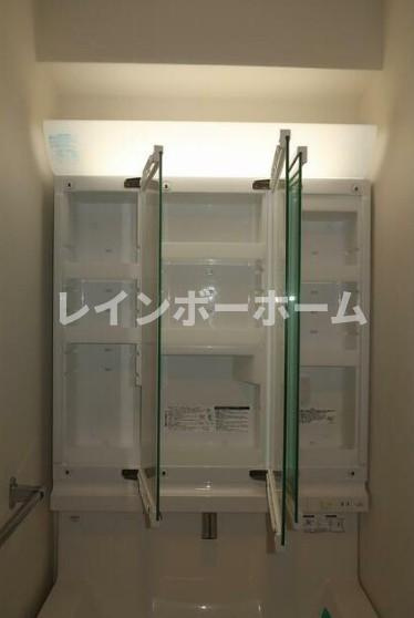 ラプラージュ　仲介手数料（賃料の1.10ヵ月）の50％OFF対象物件！の洗面所|使いやすい洗面所です