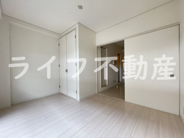 エルドムス陽光一番館の洋室|洋室です