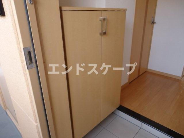 友の収納|下駄箱
高崎、前橋のお部屋探しはエンドスケープまで！お客様の理想お聞かせ下さい♪