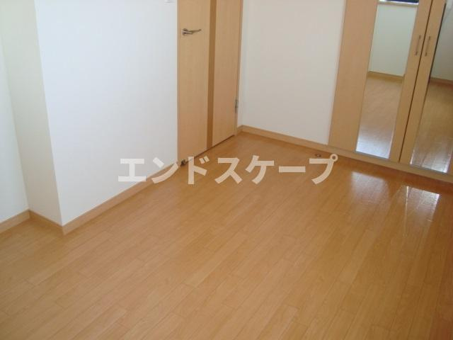 友の内装|洋室
高崎、前橋のお部屋探しはエンドスケープまで！お客様の理想お聞かせ下さい♪
