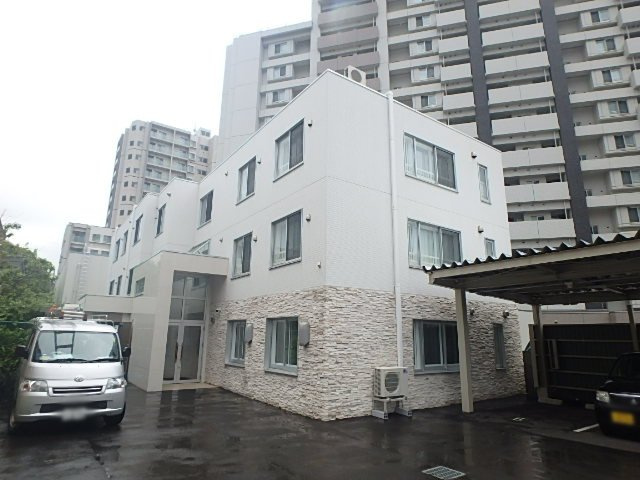 インペリアル西町