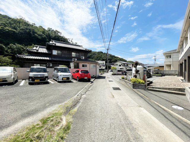 まゆ山弐番館の周辺