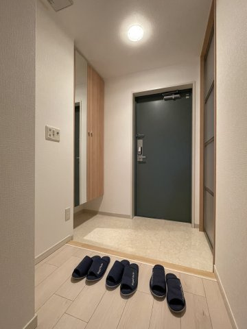 ロイヤルパークスなんば　塩草立葉小学校区の玄関|ロイヤルパークスなんば　玄関