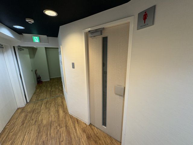 新大阪生原ビルの内装