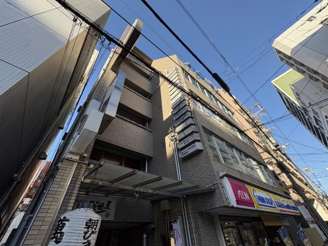 新大阪生原ビルの外観