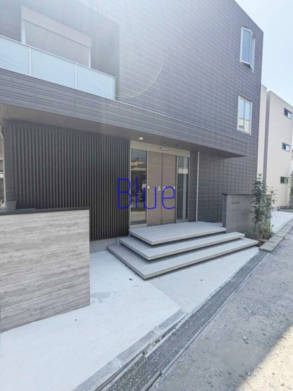 【エントランス】 |  Ａｌｌｅｅ　Ｖｅｒｔｅ　Allee Verte 北鎌倉Ａ ｱﾚｳﾞｪｰﾙｷﾀｶﾏｸﾗ　アレヴェール
