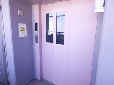 ヴィヴァーチェ四条大宮のその他|エレベーター