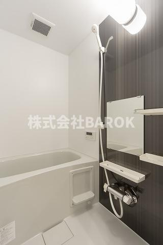 福岡市東区筥松３丁目のアパートの浴室